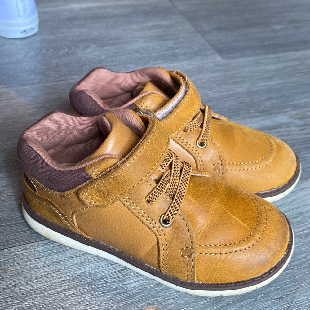 Stride Rite Brown Kids Shoes